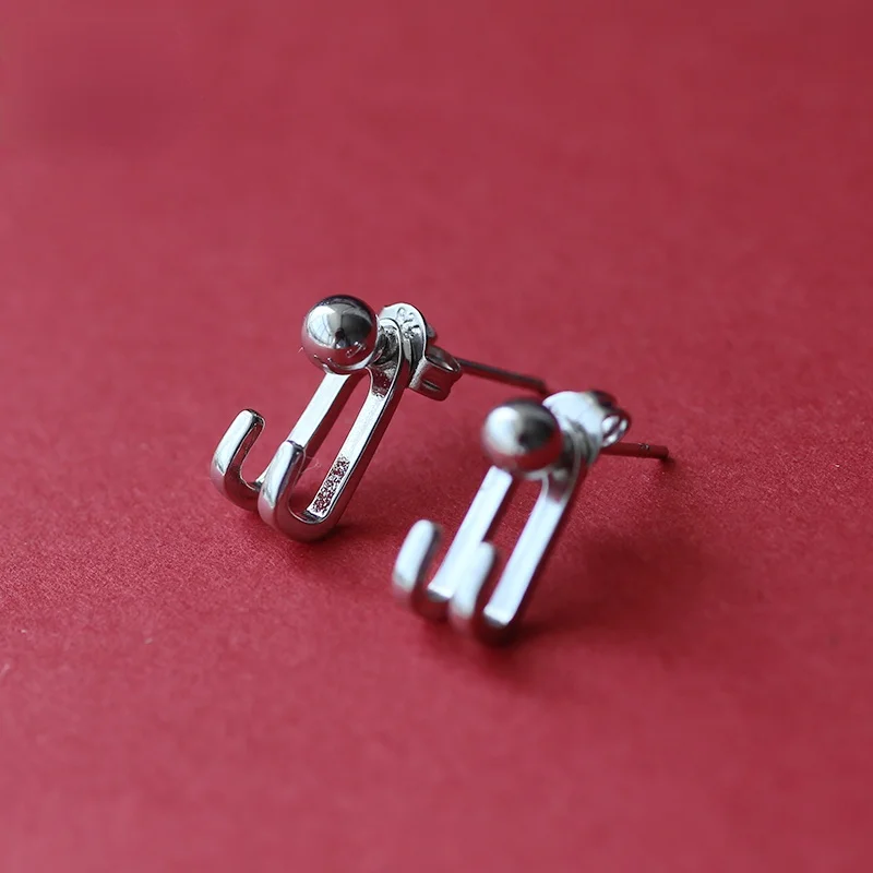 Fashion Simple Silver Color Rear Mounted Stud Earrings for Women Fine Earrings Party Jewelry Charm Earrings Gifts
Fashion Simple Silver Color Rear Mounted Stud Earrings for Women Fine Earrings Party Jewelry Charm Earrings Gifts