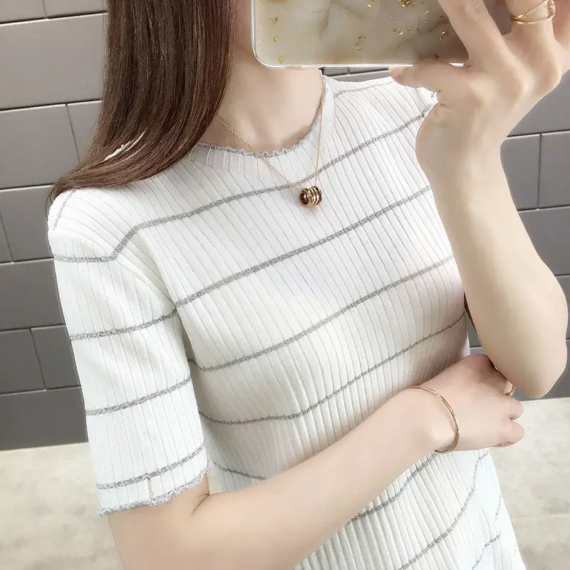 Women's T-shirt short sleeve T-shirt summer new slim bright silk stripe ice silk knitting bottom coat thin
Women's T-shirt short sleeve T-shirt summer new slim bright silk stripe ice silk knitting bottom coat thin