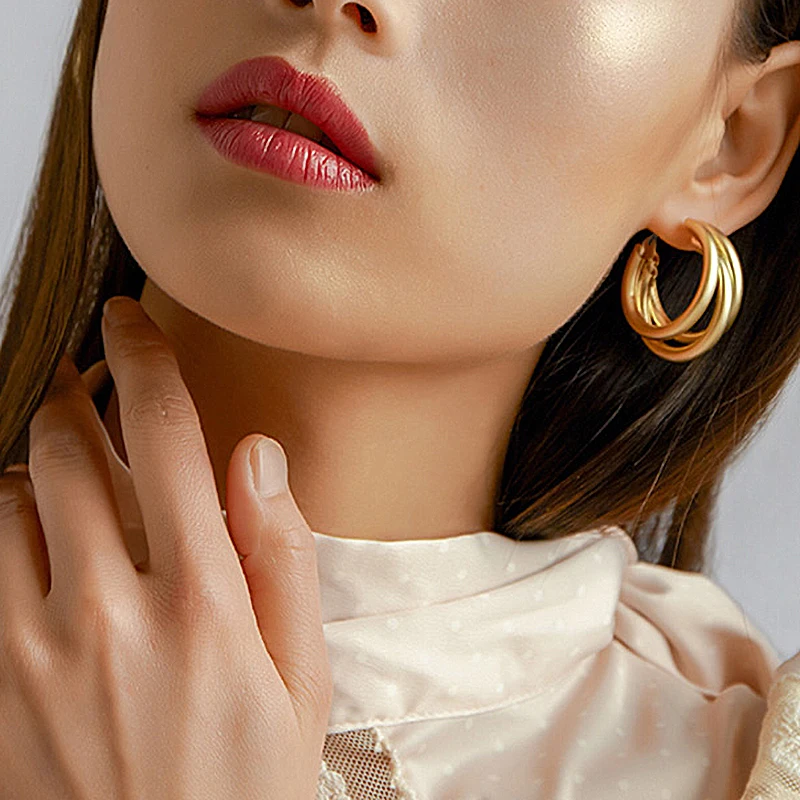 New Fashion Gold Color Metal Drop Earrings Stainless Steel Simple Knot Twist Earrings For Women Statement Jewelry 2020 Pendiente
New Fashion Gold Color Metal Drop Earrings Stainless Steel Simple Knot Twist Earrings For Women Statement Jewelry 2020 Pendiente