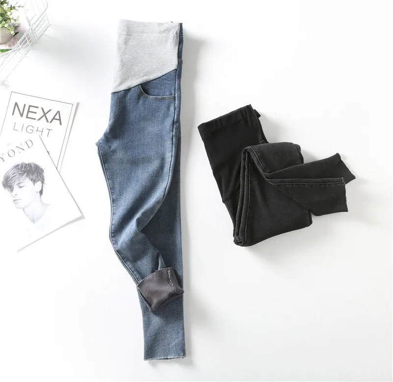 New Maternity Pants Autumn and Winter Thicken Plus Velvet Jeans Trousers for Pregnant Women Large Size Maternity Trousers 2020 
New Maternity Pants Autumn and Winter Thicken Plus Velvet Jeans Trousers for Pregnant Women Large Size Maternity Trousers 2020