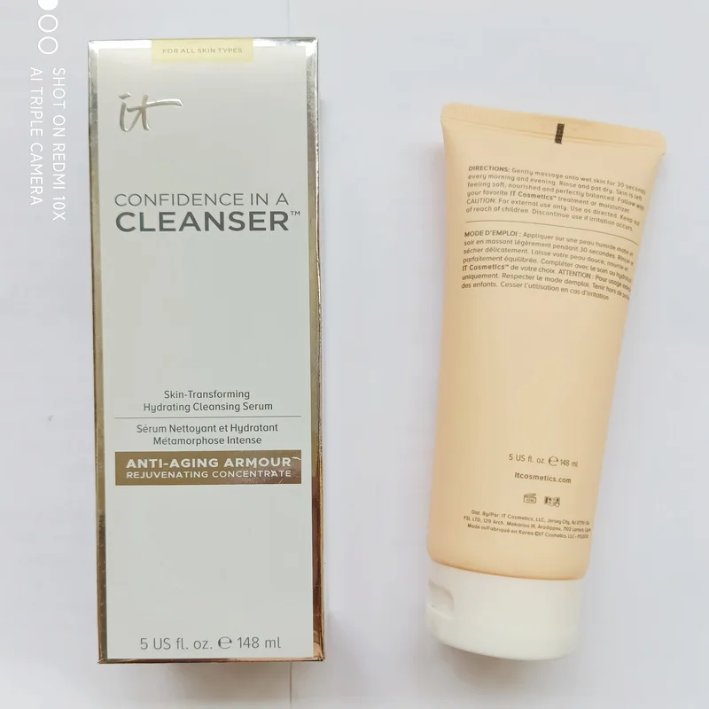 IT Cosmetics Confidence in a Cleanser Serum Hydrating Antiaging Cleanser Skin-Transforming Cleansing Serum Face Wash 148ml+GIFT
IT Cosmetics Confidence in a Cleanser Serum Hydrating Antiaging Cleanser Skin-Transforming Cleansing Serum Face Wash 148ml+GIFT