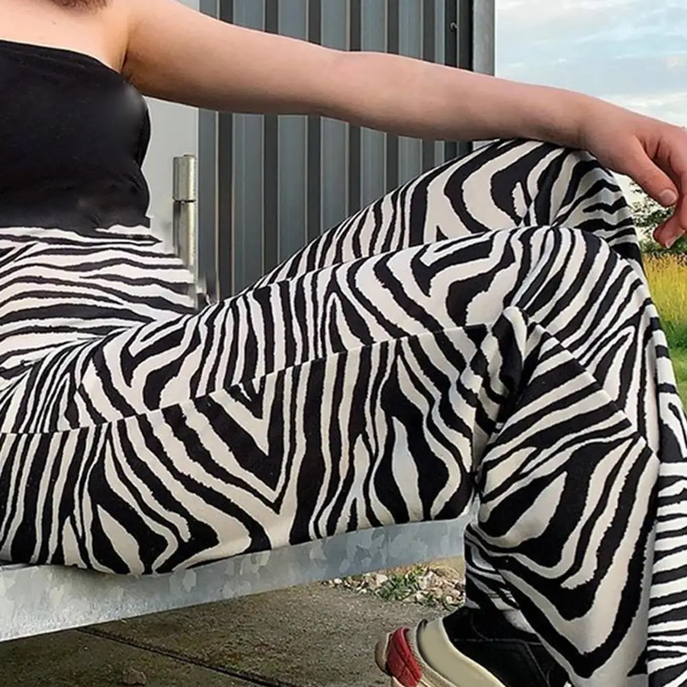 Zebra Print Pants for Women High Waist Button Long Flare Pants Trousers Women Loose Long Pants Trousers pantalones de mujer
Zebra Print Pants for Women High Waist Button Long Flare Pants Trousers Women Loose Long Pants Trousers pantalones de mujer