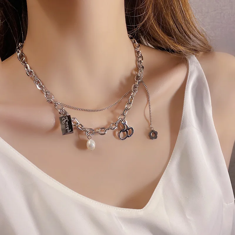 Titanium Steel Double Layer Cherry Pearl Pendant Necklace Women Korean Summer New Trendy Clavicle Chain Female Elegant Choker
Titanium Steel Double Layer Cherry Pearl Pendant Necklace Women Korean Summer New Trendy Clavicle Chain Female Elegant Choker