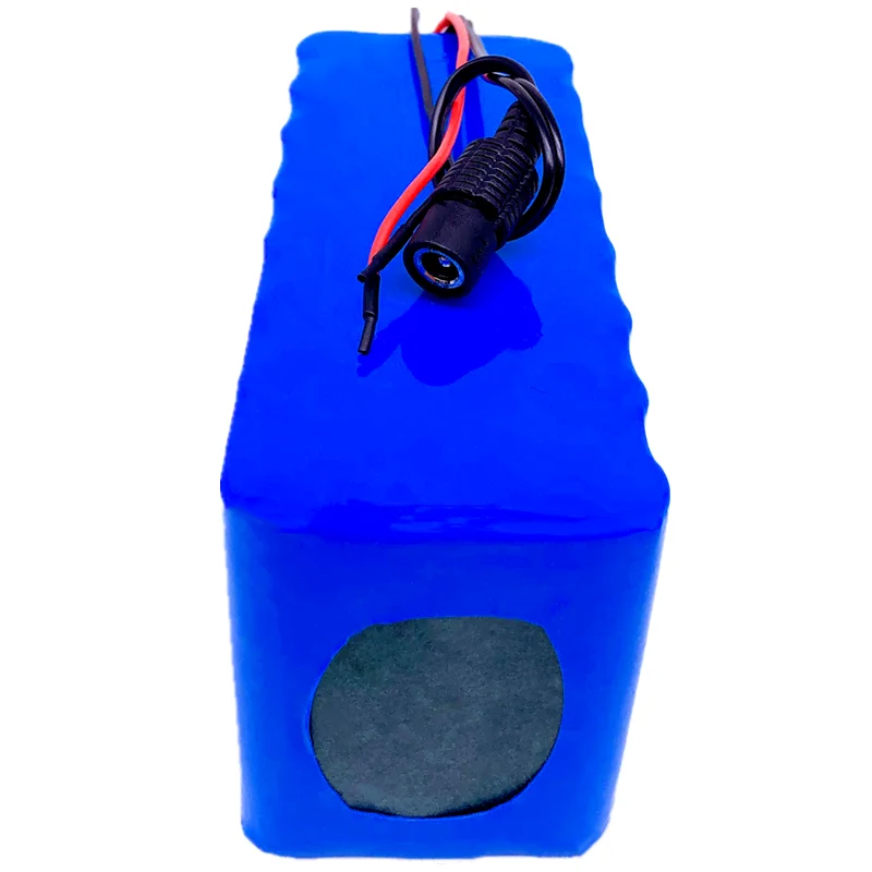 100% New 18650 12V 32000 mAh Battery pack 18650 lithium battery protection board 12v 32000mAh for inverter miner+Charger
100% New 18650 12V 32000 mAh Battery pack 18650 lithium battery protection board 12v 32000mAh for inverter miner+Charger