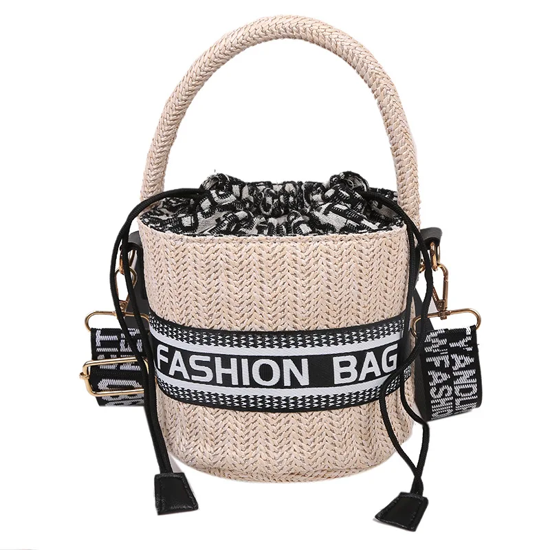 Beach Bag Female 2021 Summer New Fashion Women Bucket Bag Fashion Texture Silk Scarf Single One Shoulder Crossbody Messenger Bag 
Beach Bag Female 2021 Summer New Fashion Women Bucket Bag Fashion Texture Silk Scarf Single One Shoulder Crossbody Messenger Bag