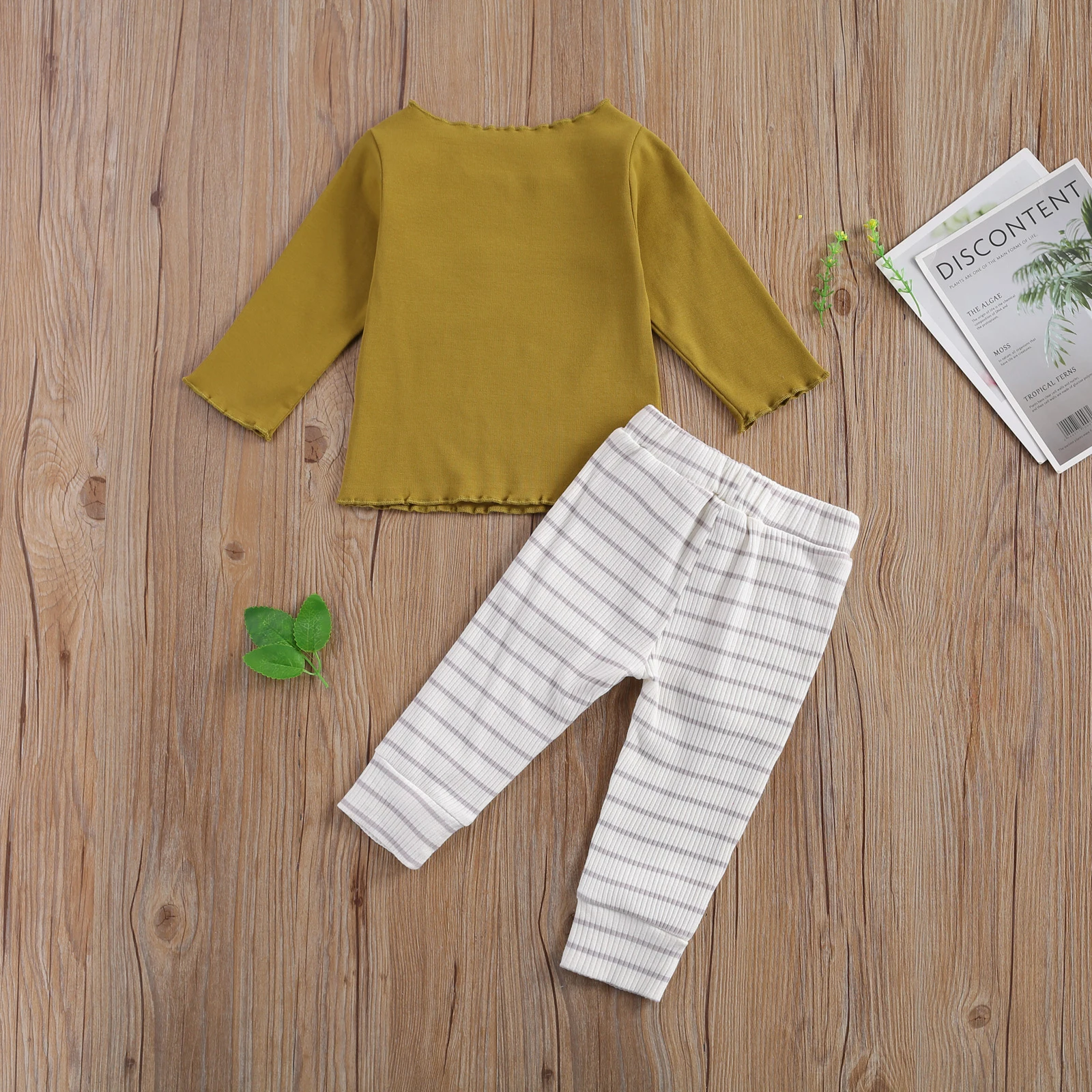 Newborn Baby Boys 0-24M 2-piece Outfit Set Long Sleeve Pocket Tops+Striped Ribbed Pants Set for Kids Boys Spring Autumn
Newborn Baby Boys 0-24M 2-piece Outfit Set Long Sleeve Pocket Tops+Striped Ribbed Pants Set for Kids Boys Spring Autumn