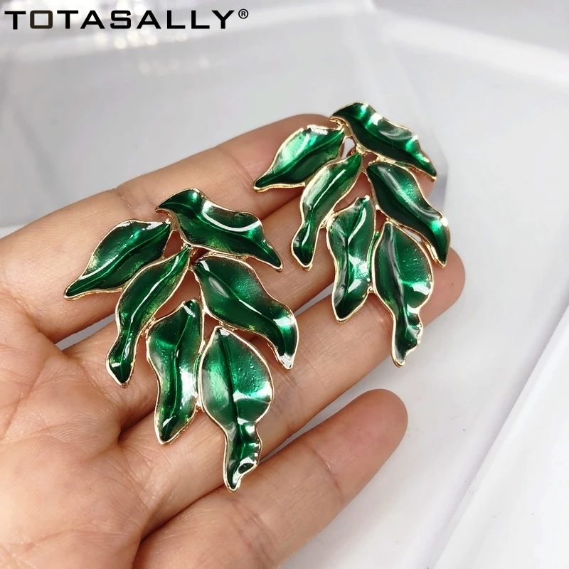 TOTASALLY New Vintage Green Leaf Earrings Women Enamel Stud Earrings for Party Lady Jewelry Gifts Wholesale Dropship
TOTASALLY New Vintage Green Leaf Earrings Women Enamel Stud Earrings for Party Lady Jewelry Gifts Wholesale Dropship