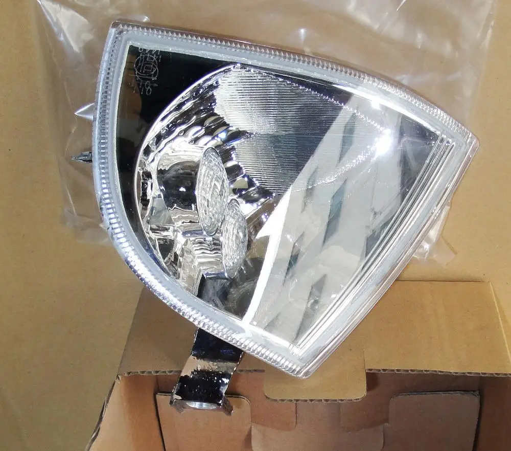 Qirun front corner light turn signal cover for Skoda octavia 2001-2005, 2pcs
Qirun front corner light turn signal cover for Skoda octavia 2001-2005, 2pcs