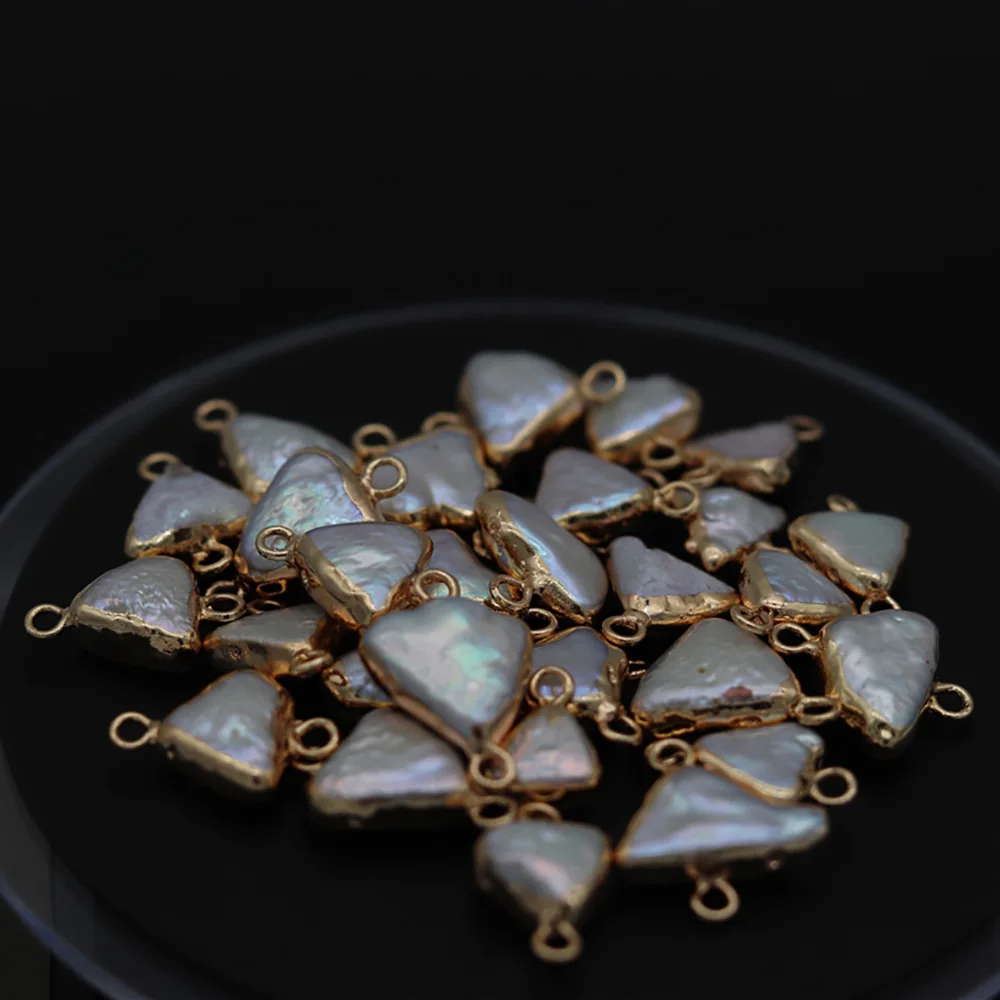 New Product Natural Pearl Triangle Boutique Pearl Connector Making DIY Fashion Charm Necklace Bracelet Jewelry Gift Accessory
New Product Natural Pearl Triangle Boutique Pearl Connector Making DIY Fashion Charm Necklace Bracelet Jewelry Gift Accessory