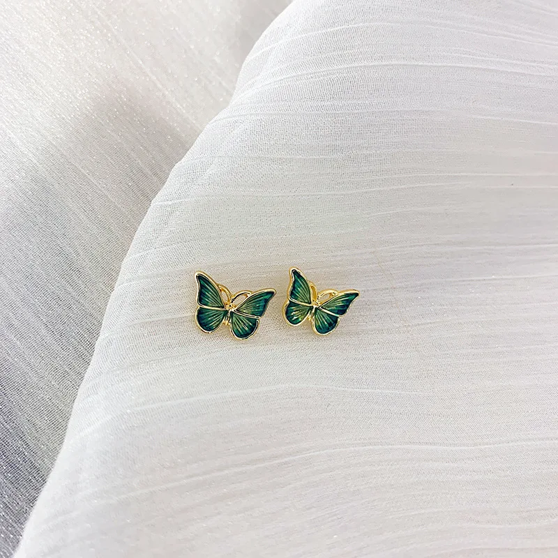 925 Silver Needle Korean Simple Temperament Oil Painting Style Gentle And Flexible Butterfly Earrings Female
925 Silver Needle Korean Simple Temperament Oil Painting Style Gentle And Flexible Butterfly Earrings Female