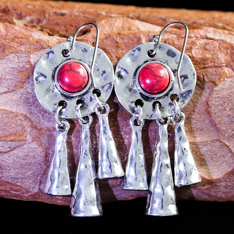 Retro Wine Bell Hanging Earrings Indian Tribal Red Natural Stone Long Drop For Women boucle d'oreille Z4D230
Retro Wine Bell Hanging Earrings Indian Tribal Red Natural Stone Long Drop For Women boucle d'oreille Z4D230
