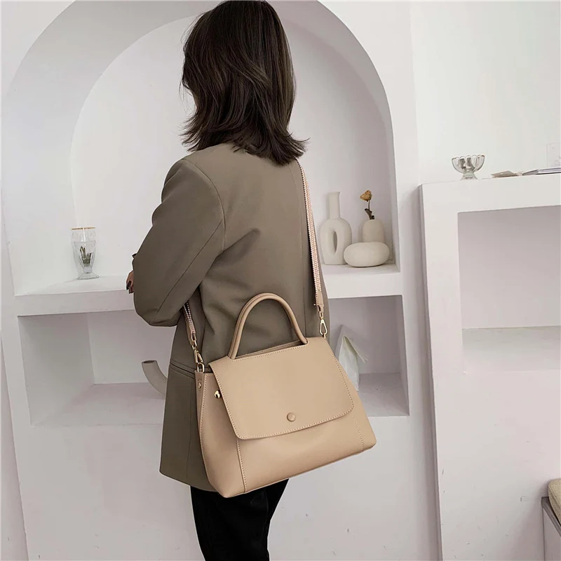 2020 crossbody bags for women Female Retro Daily tote bags for women luxury Large Capacity Handbags PU Shoulder Messenger Bag
2020 crossbody bags for women Female Retro Daily tote bags for women luxury Large Capacity Handbags PU Shoulder Messenger Bag