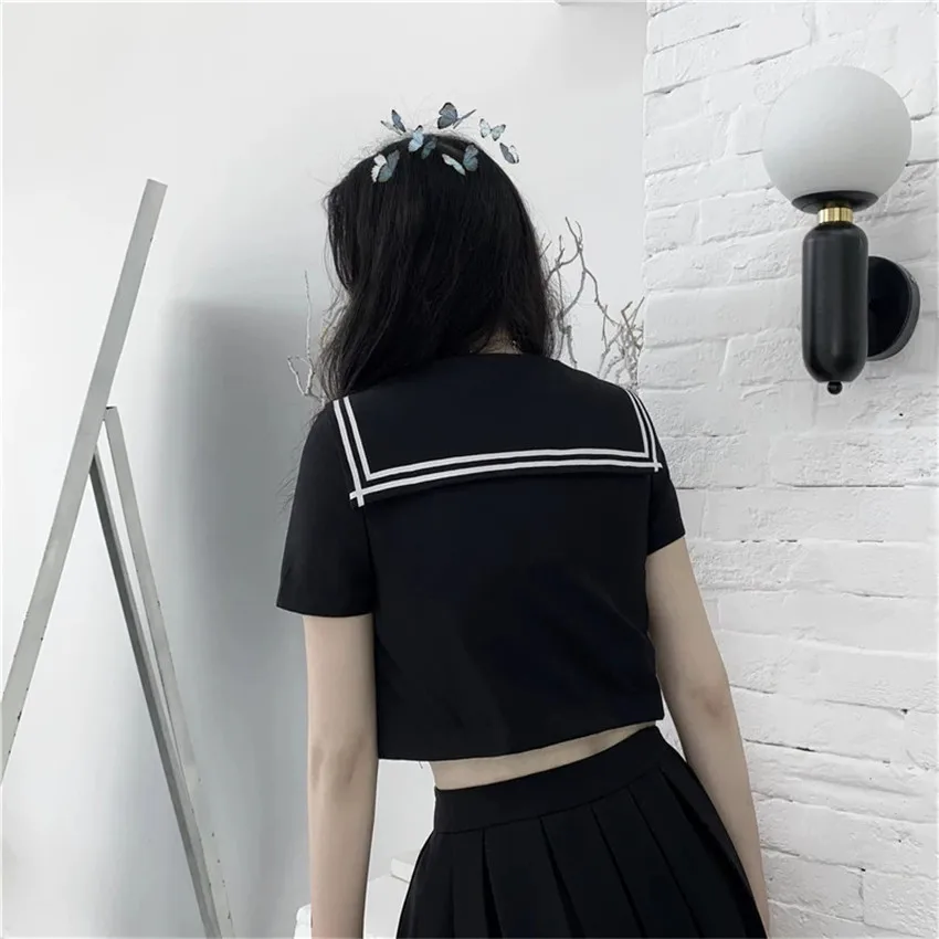 Summer Black Gothic Jk School Uniform Women Japanese Style 2pcs Sailor Suit Girl High Waist Pleated Skirt Harajuku Streetwear
Summer Black Gothic Jk School Uniform Women Japanese Style 2pcs Sailor Suit Girl High Waist Pleated Skirt Harajuku Streetwear