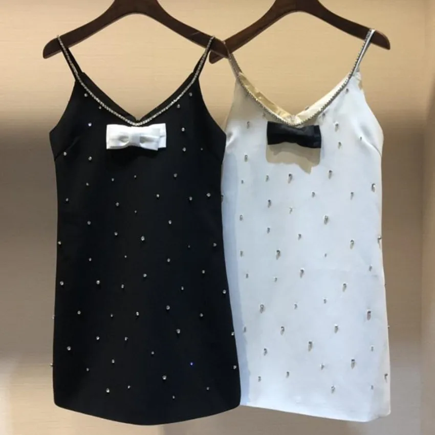Bowknot French style summer diamond spaghetti srtap dress women temperament heavy industry party mini dress
Bowknot French style summer diamond spaghetti srtap dress women temperament heavy industry party mini dress
