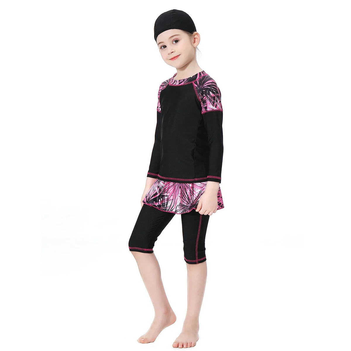 New Muslim parent-child swimsuit, children's print swimsuit, Dubai Arabia swimsuit
New Muslim parent-child swimsuit, children's print swimsuit, Dubai Arabia swimsuit