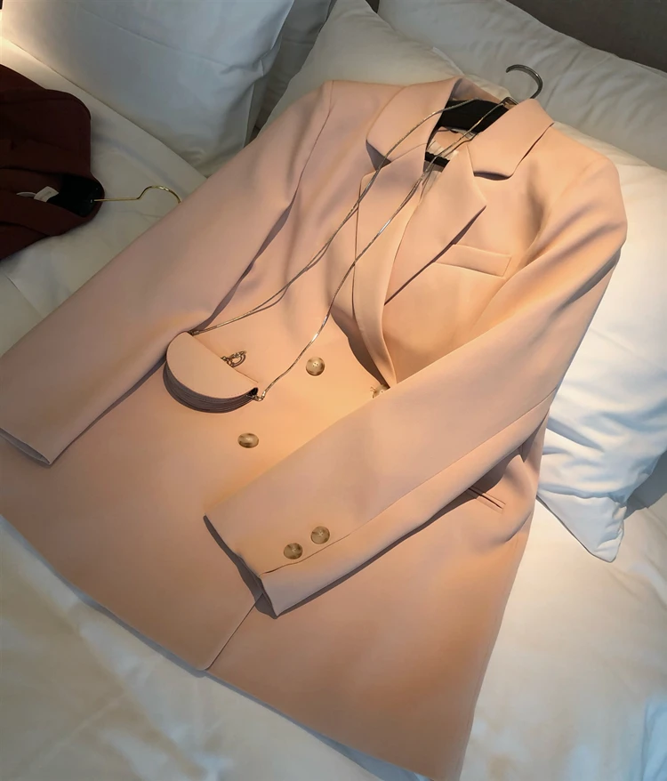 Women 2021 Fashion Office Wear Double Breasted Pink Blazer Coat Long Sleeve Pockets Female Outerwear Chic Tops 
Women 2021 Fashion Office Wear Double Breasted Pink Blazer Coat Long Sleeve Pockets Female Outerwear Chic Tops