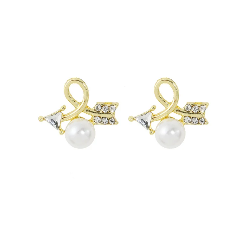 CE-17 S925 silver needle Korean trendy super fairy personality arrow pearl ins small fresh earrings
CE-17 S925 silver needle Korean trendy super fairy personality arrow pearl ins small fresh earrings
