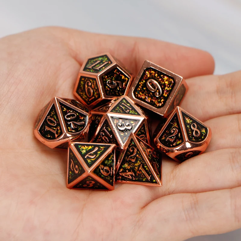 Набор металлических костей Dnd D & D + D и D, наборы костей для ролевых игр в подземелье и драконе, многогранная Радужная Роза, 7 шт. D20 D12 D10 D8 D6 D4
Набор металлических костей Dnd D & D + D и D, наборы костей для ролевых игр в подземелье и драконе, многогранная Радужная Роза, 7 шт. D20 D12 D10 D8 D6 D4