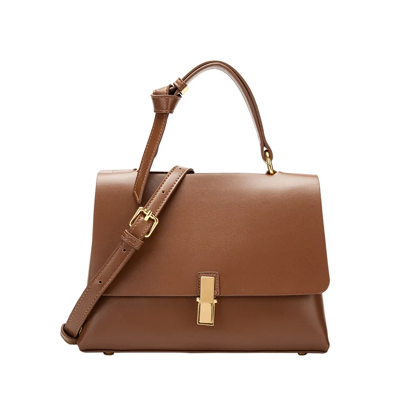 Bag 2021 new niche design leather handbag fashion Joker ins messenger bag female commuter bag
Bag 2021 new niche design leather handbag fashion Joker ins messenger bag female commuter bag