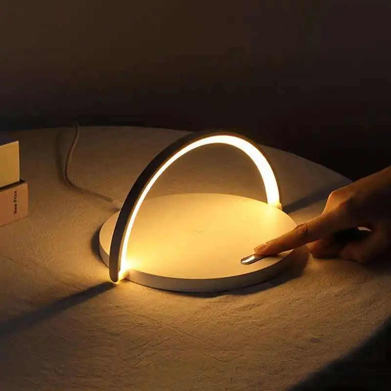Smartphone Support Tablet Stand Wireless Charger LED Night Light 3 in 1 Display Holder for iPhone Cellphone Stand Holder
Smartphone Support Tablet Stand Wireless Charger LED Night Light 3 in 1 Display Holder for iPhone Cellphone Stand Holder