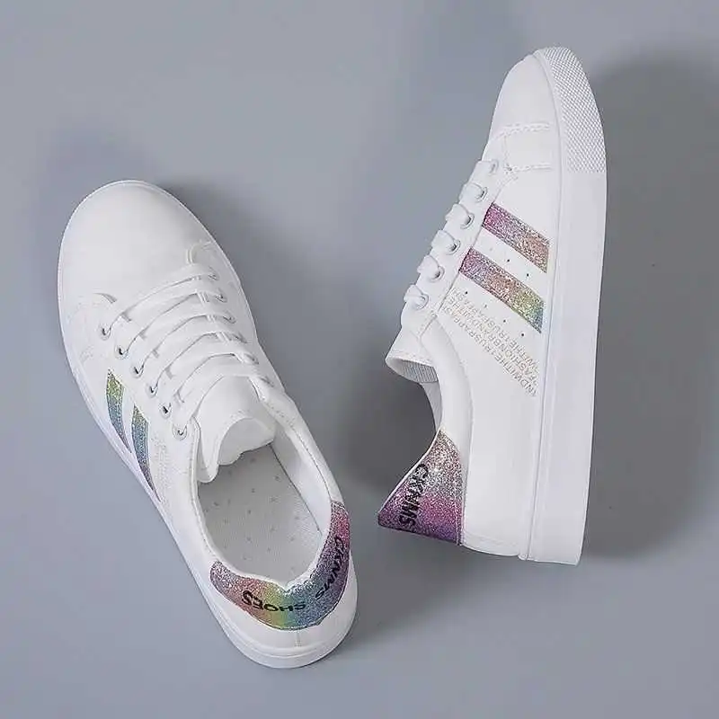 Женские универсальные кожаные туфли, повседневные спортивные однослойные туфли на плоской подошве, белые, весна-осень
Женские универсальные кожаные туфли, повседневные спортивные однослойные туфли на плоской подошве, белые, весна-осень