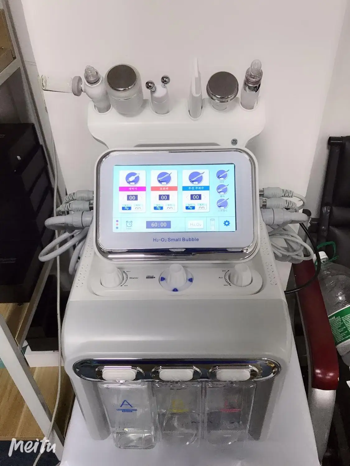 6 in 1h2 o2 hydrogen oxygen facial machine microdermabrasion jet peeling hydra-facial beauty equipment
6 in 1h2 o2 hydrogen oxygen facial machine microdermabrasion jet peeling hydra-facial beauty equipment