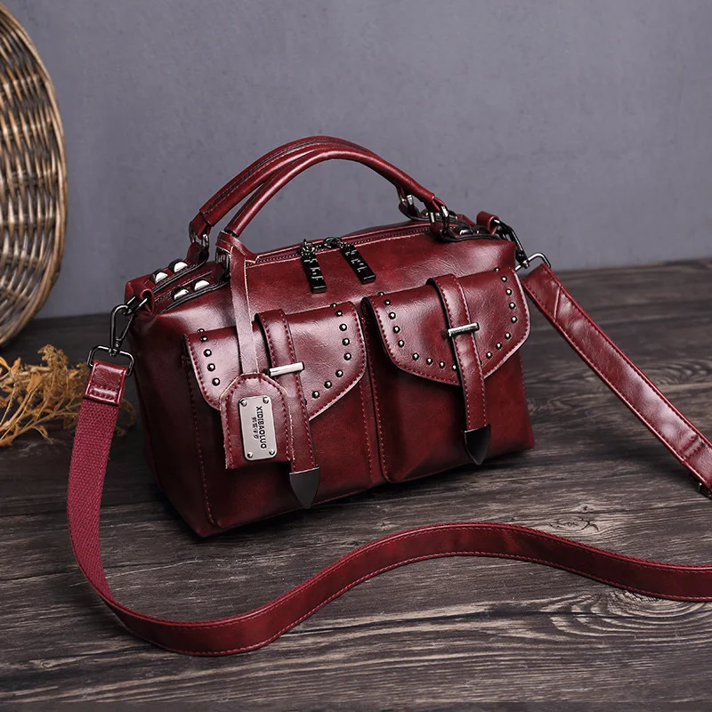 Luxury Designer Vintage Bag For Woman Women's Leather Handbag 2020 Crossbody Fashion Shoulder Retro Ladies Black Hand Sling 
Luxury Designer Vintage Bag For Woman Women's Leather Handbag 2020 Crossbody Fashion Shoulder Retro Ladies Black Hand Sling