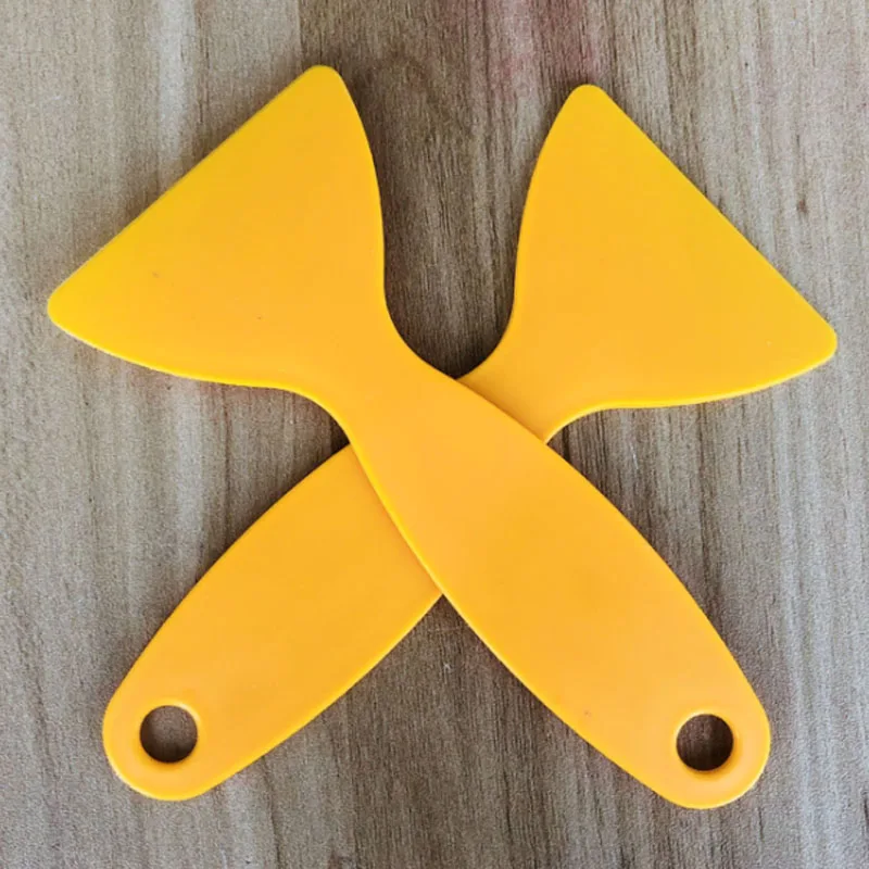 Automotive film-sticking tools glass window mobile phone film-sticking plastic scraper car lamp film triangular scraper
Automotive film-sticking tools glass window mobile phone film-sticking plastic scraper car lamp film triangular scraper