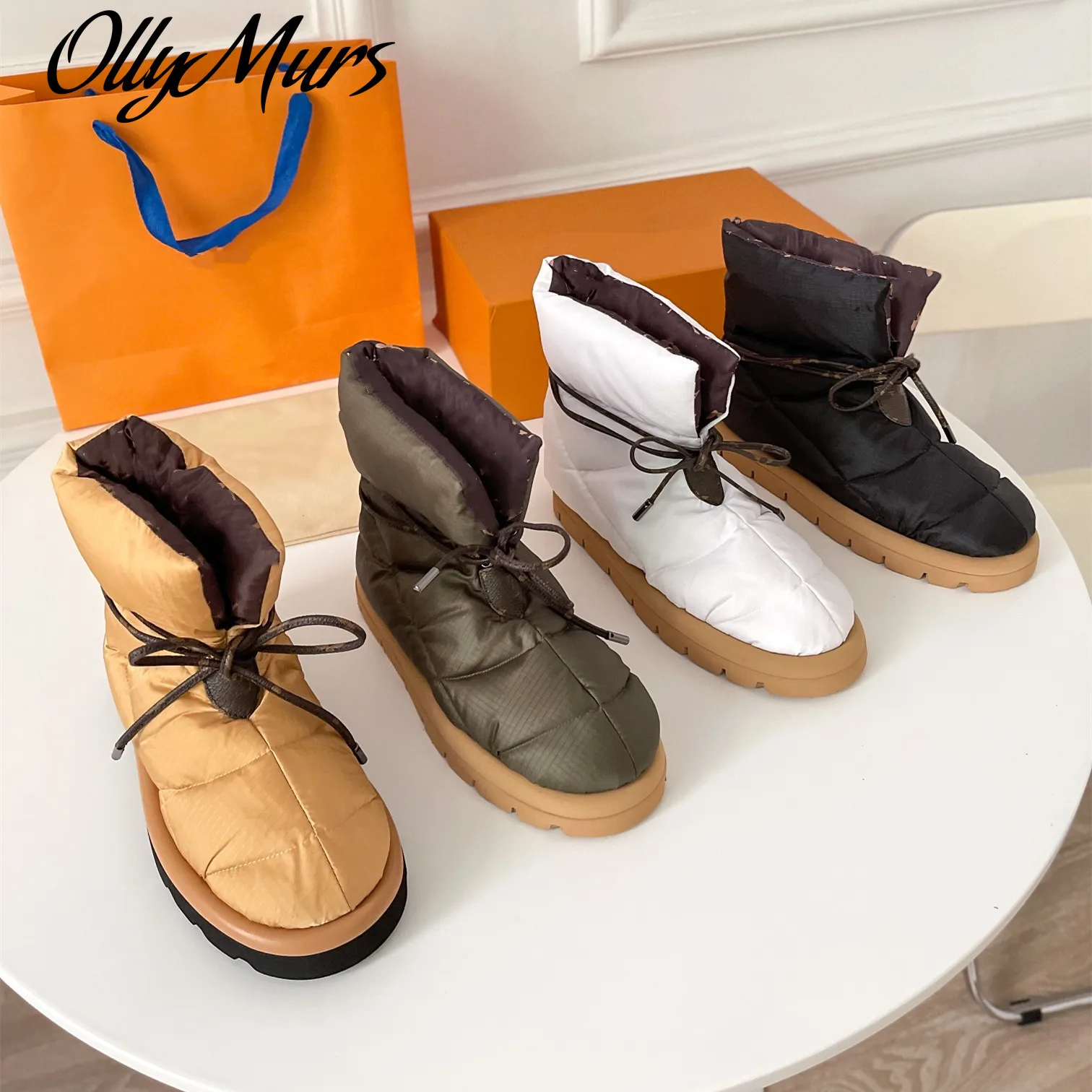 Ollymurs Durable Design Women Platform Shoes Flat Heel Short Boots Waterproof Cloth Warm Down Ankle Boots Fashion Brand Shoes
Ollymurs Durable Design Women Platform Shoes Flat Heel Short Boots Waterproof Cloth Warm Down Ankle Boots Fashion Brand Shoes