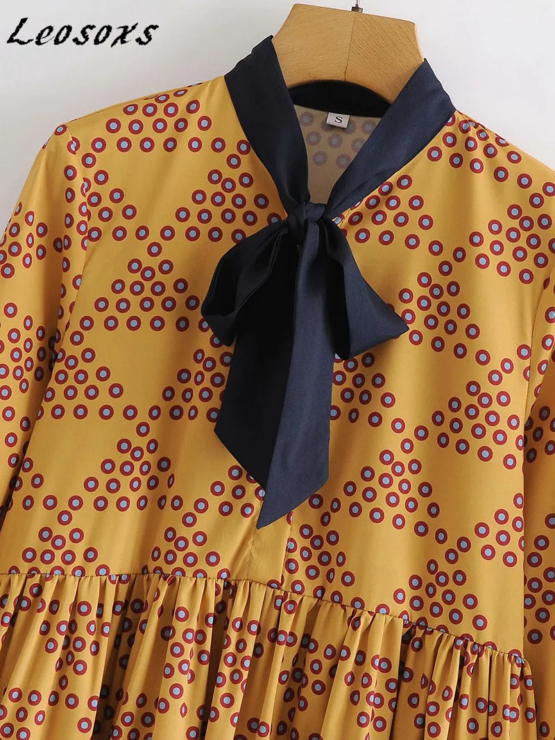 Leosoxs vintage elegant polka dot print women dress long sleeve bow tie mid-length Loose All-match dresses 2021 spring new
Leosoxs vintage elegant polka dot print women dress long sleeve bow tie mid-length Loose All-match dresses 2021 spring new