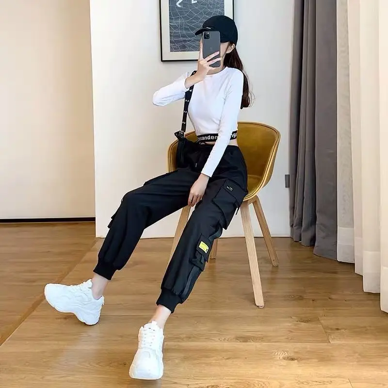 Autumn Winter Women Street Style Cargo Pants Female Loose Casual High Waist Ankle-Length Korean Style Harem Pants KK0066
Autumn Winter Women Street Style Cargo Pants Female Loose Casual High Waist Ankle-Length Korean Style Harem Pants KK0066