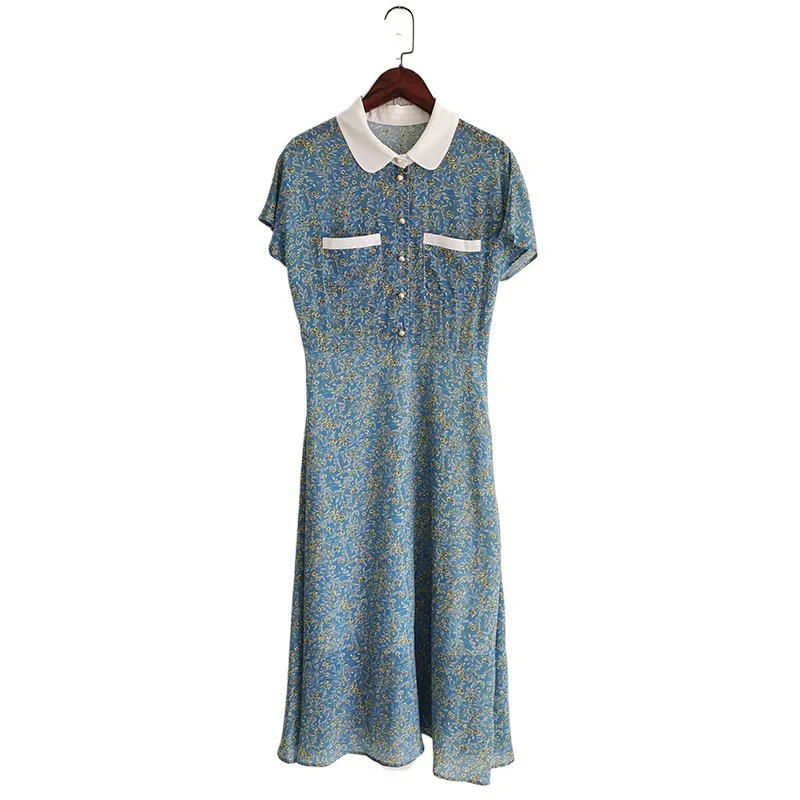 High Quality Spring and Summer New Literary Style Floral Hit Color Print Lapel Short-sleeved Slim and Elegant Dress
High Quality Spring and Summer New Literary Style Floral Hit Color Print Lapel Short-sleeved Slim and Elegant Dress