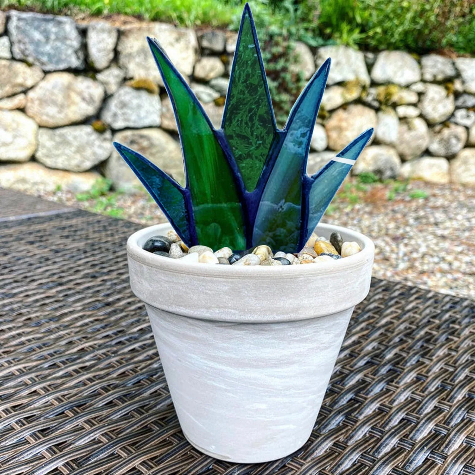 1pcs Classic Mini Stained Glass Aloe Potted Plant Decoration Garden Ornaments Home Decor Home Decoration Accessories Aloe Potted
1pcs Classic Mini Stained Glass Aloe Potted Plant Decoration Garden Ornaments Home Decor Home Decoration Accessories Aloe Potted