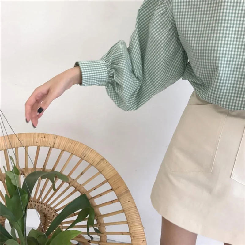 KUSAHIKI Korean Plaid Women Tops Causal Lantern Long Sleeve O-neck Blouse Shirt 2021 Spring New Pullover Blusas De Mujer 6F697
KUSAHIKI Korean Plaid Women Tops Causal Lantern Long Sleeve O-neck Blouse Shirt 2021 Spring New Pullover Blusas De Mujer 6F697