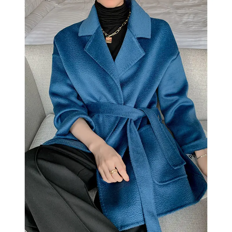 autumn winter New water ripple double-faced cashmere ladies thickening long lace woolen coat plus Size
autumn winter New water ripple double-faced cashmere ladies thickening long lace woolen coat plus Size