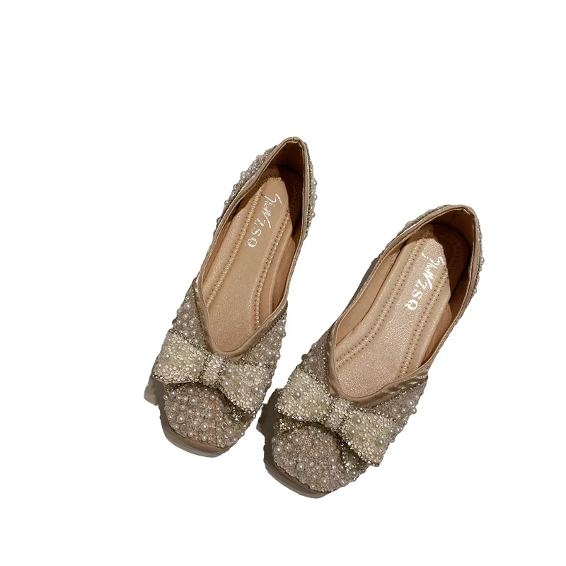 Crystal Bow-Knot Shallow Mouth Grandma Shoes Female Footwear Square Toe Women's Moccasins Modis Casual Sneaker Rhinestone Butter 
Crystal Bow-Knot Shallow Mouth Grandma Shoes Female Footwear Square Toe Women's Moccasins Modis Casual Sneaker Rhinestone Butter