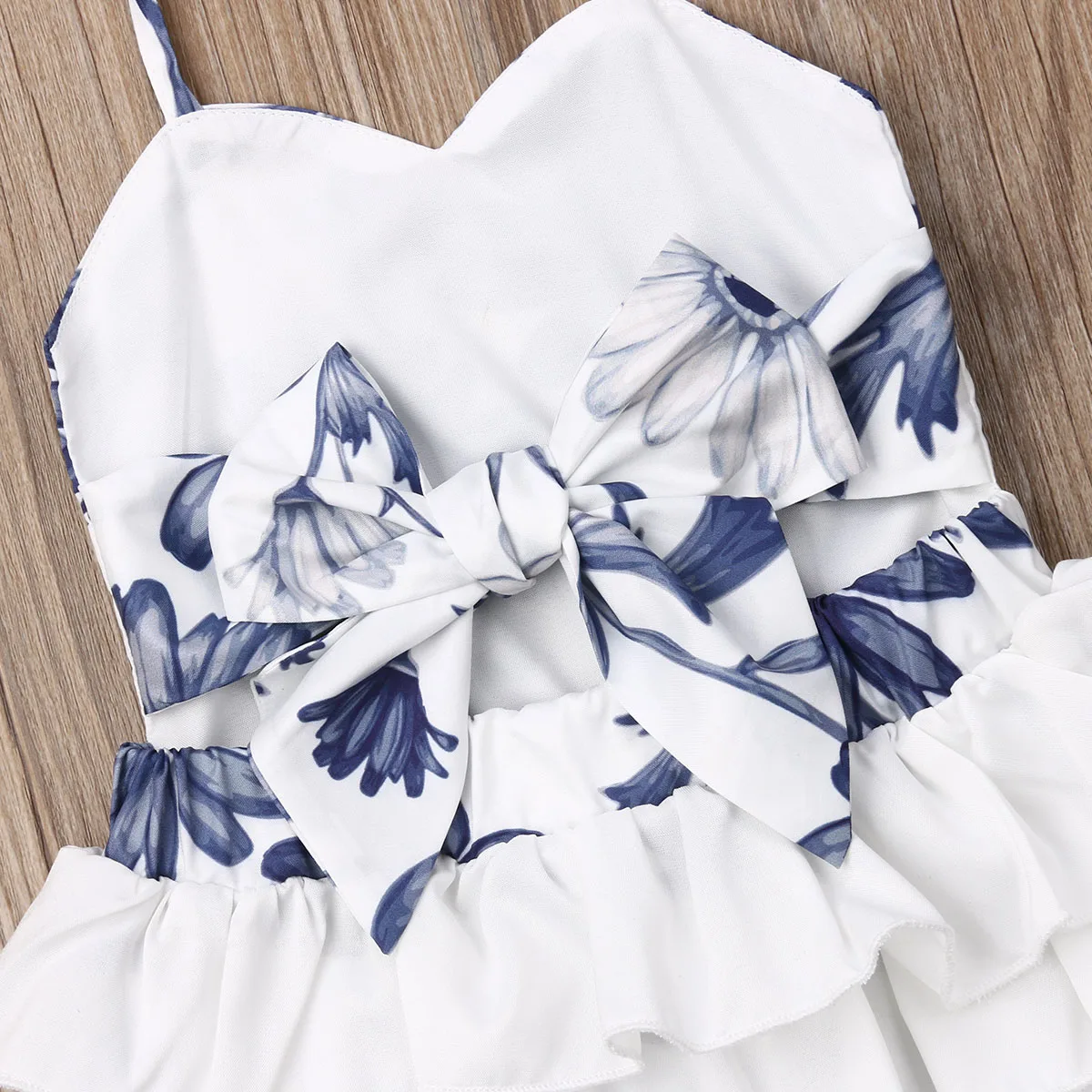 2020 Summer Baby Clothing Newborn Baby Girl Floral Clothes Strap Romper Jumpsuit Backless Sunsuit Summer Outfit 0-24M
2020 Summer Baby Clothing Newborn Baby Girl Floral Clothes Strap Romper Jumpsuit Backless Sunsuit Summer Outfit 0-24M