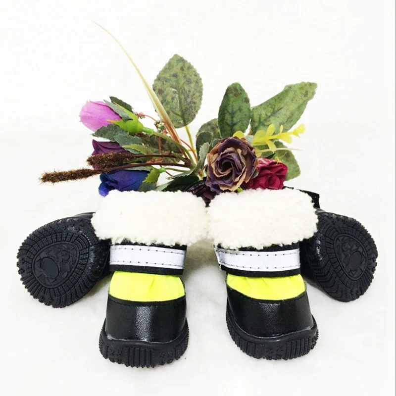 Pet Thickening Snow Boots 4pcs/lot Dog Warm Paw Protector Boots Winter With Anti-slip Sole
Pet Thickening Snow Boots 4pcs/lot Dog Warm Paw Protector Boots Winter With Anti-slip Sole