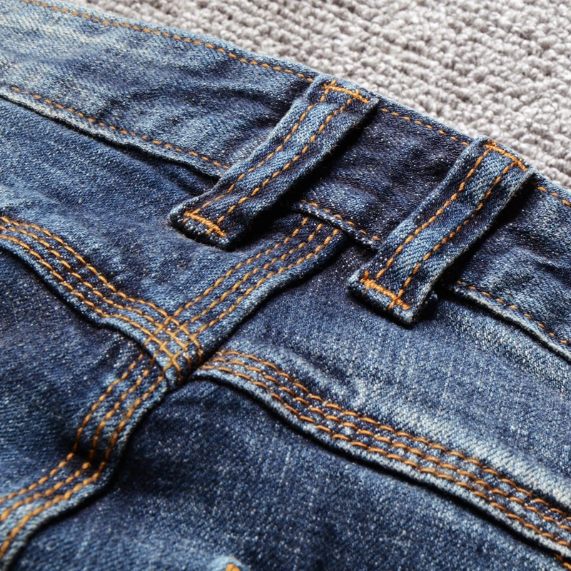 Italian Vintage Fashion Men Jeans Retro Dark Blue Slim Fit Ripped Jeans Men Elastic Cotton Denim Pants Streetwear Hip Hop Jeans
Italian Vintage Fashion Men Jeans Retro Dark Blue Slim Fit Ripped Jeans Men Elastic Cotton Denim Pants Streetwear Hip Hop Jeans