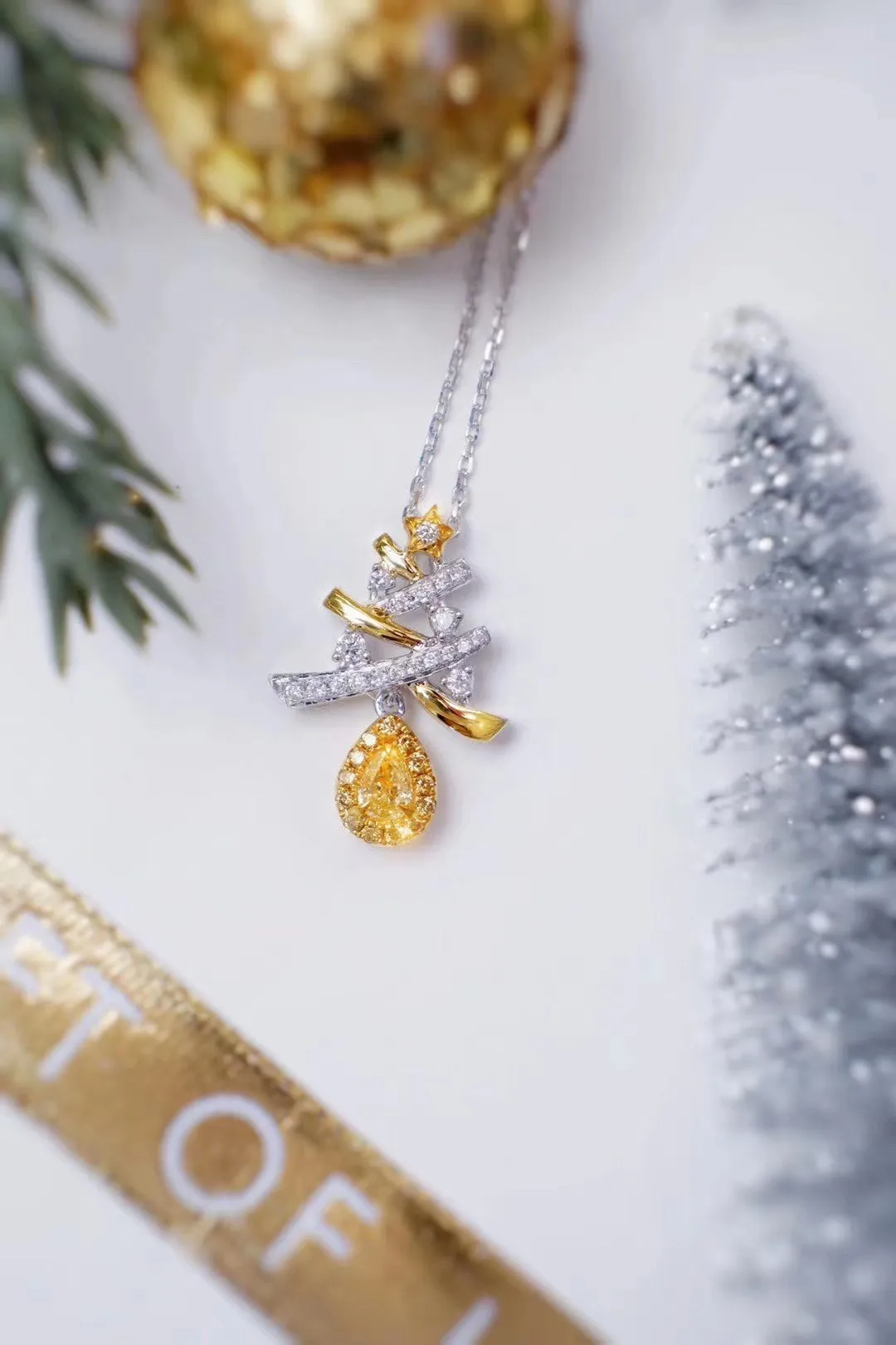 Fashion 925 Sterling Silver Christmas tree Yellow Drop Topaz Gemstone Wedding Pendant Necklaces for Women Cute girl Jewelry gift
Fashion 925 Sterling Silver Christmas tree Yellow Drop Topaz Gemstone Wedding Pendant Necklaces for Women Cute girl Jewelry gift