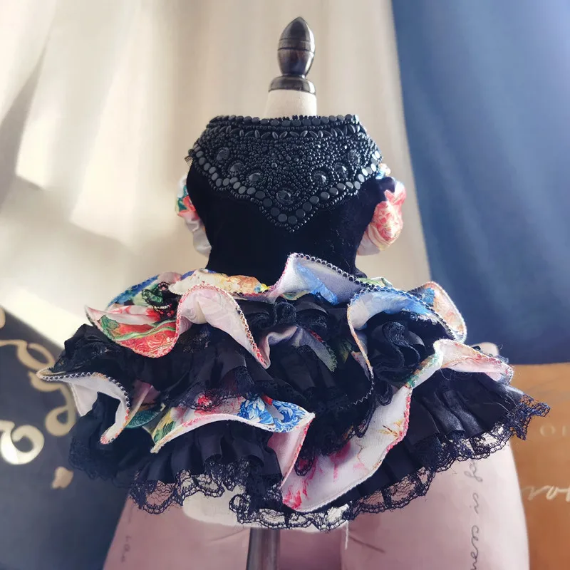 Pet Dog Wedding Dresses Handmade Beading Princess Style Floral Summer Print Lace Skirts For Small Medium Dog Cat Costumes
Pet Dog Wedding Dresses Handmade Beading Princess Style Floral Summer Print Lace Skirts For Small Medium Dog Cat Costumes