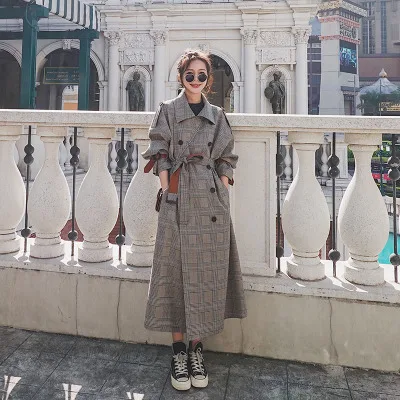 Plaid Windbreaker Women's Long Style Over The Knee Spring And Autumn New Pocket Long Sleeve Lapel Lady Loose Coat
Plaid Windbreaker Women's Long Style Over The Knee Spring And Autumn New Pocket Long Sleeve Lapel Lady Loose Coat