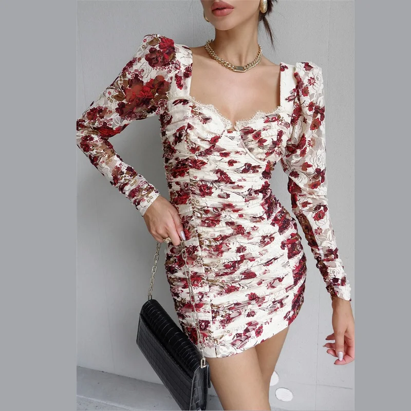 Spring and summer 2021NEW retro printed lace trim women's dress, long-sleeved square collar rose flower slim sexy pleated skirt
Spring and summer 2021NEW retro printed lace trim women's dress, long-sleeved square collar rose flower slim sexy pleated skirt