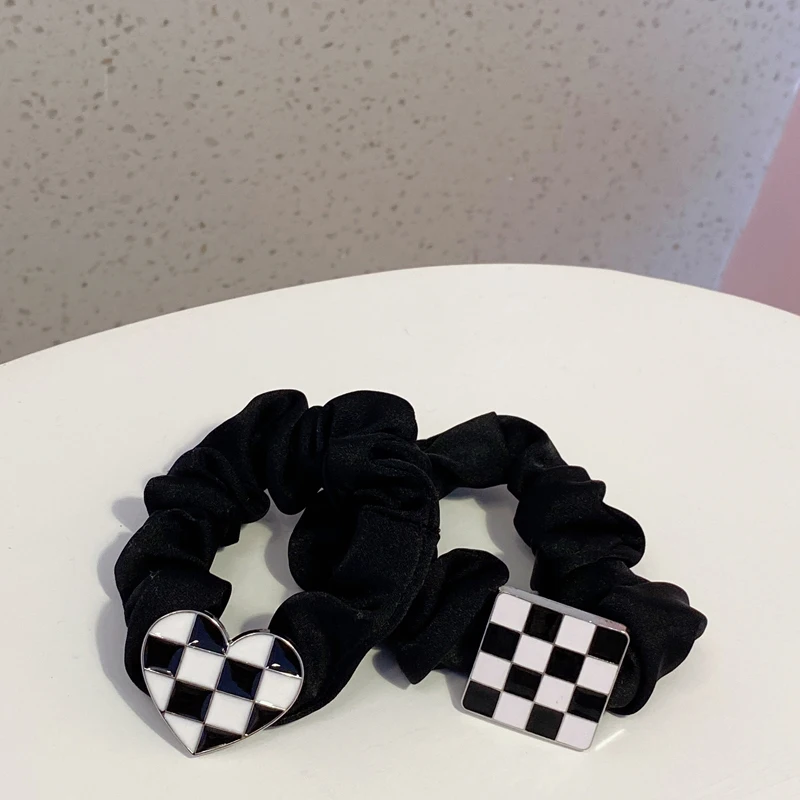 Elegant Woman Ponytail Holder Hair Tie Foldable Hairband Black Plaid Stationarity Elastic Hair Band Simple Hair Accessories
Elegant Woman Ponytail Holder Hair Tie Foldable Hairband Black Plaid Stationarity Elastic Hair Band Simple Hair Accessories