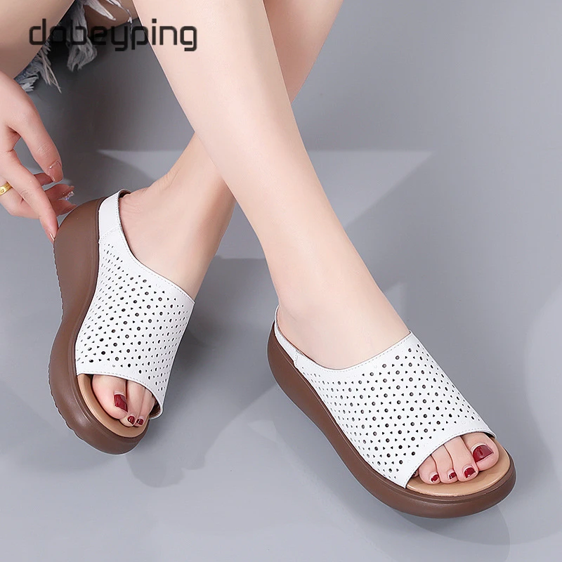 dobeyping Open Toe Women's Wedge Sandals Real Leather Woman Summer Shoes Hollow Female Platform Slipper Thick Bottom Ladies Shoe
dobeyping Open Toe Women's Wedge Sandals Real Leather Woman Summer Shoes Hollow Female Platform Slipper Thick Bottom Ladies Shoe