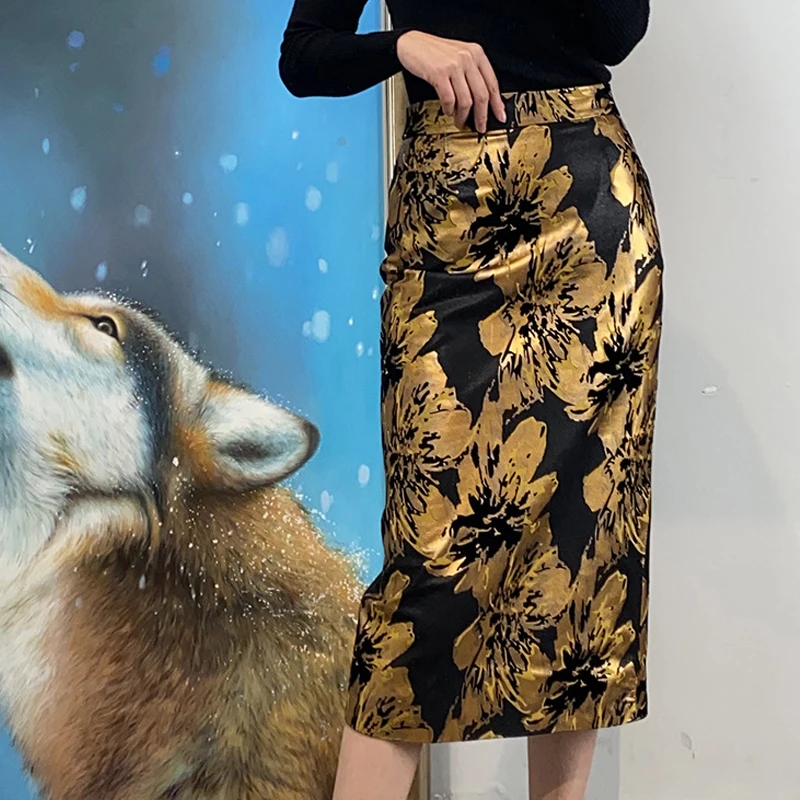 2022 Spring New Gold Flower Flocking Printed Genuine Leather Skirt Sheepskin High Waist Hip Split Knee-Length Skirt
2022 Spring New Gold Flower Flocking Printed Genuine Leather Skirt Sheepskin High Waist Hip Split Knee-Length Skirt
