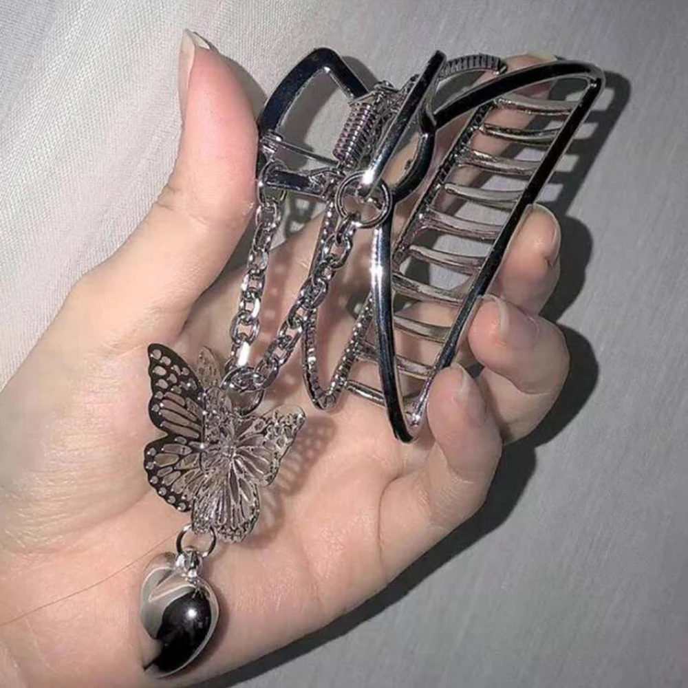 Hollow Out Butterfly Heart Tassel Hair Pins For Women Girl Vintage Metal Silver Color Harajuku Hair Clip Jewelry Accessories New
Hollow Out Butterfly Heart Tassel Hair Pins For Women Girl Vintage Metal Silver Color Harajuku Hair Clip Jewelry Accessories New
