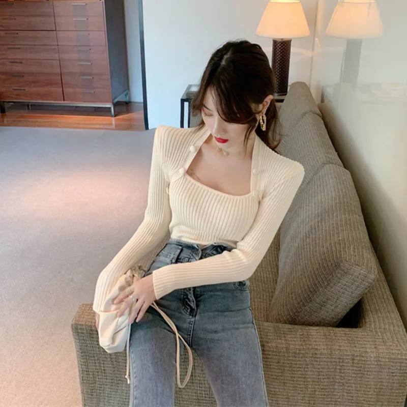 SuperAen Autumn and Winter Solid Knitted Inside Full T-shirt Square Collar Sweater Women
SuperAen Autumn and Winter Solid Knitted Inside Full T-shirt Square Collar Sweater Women