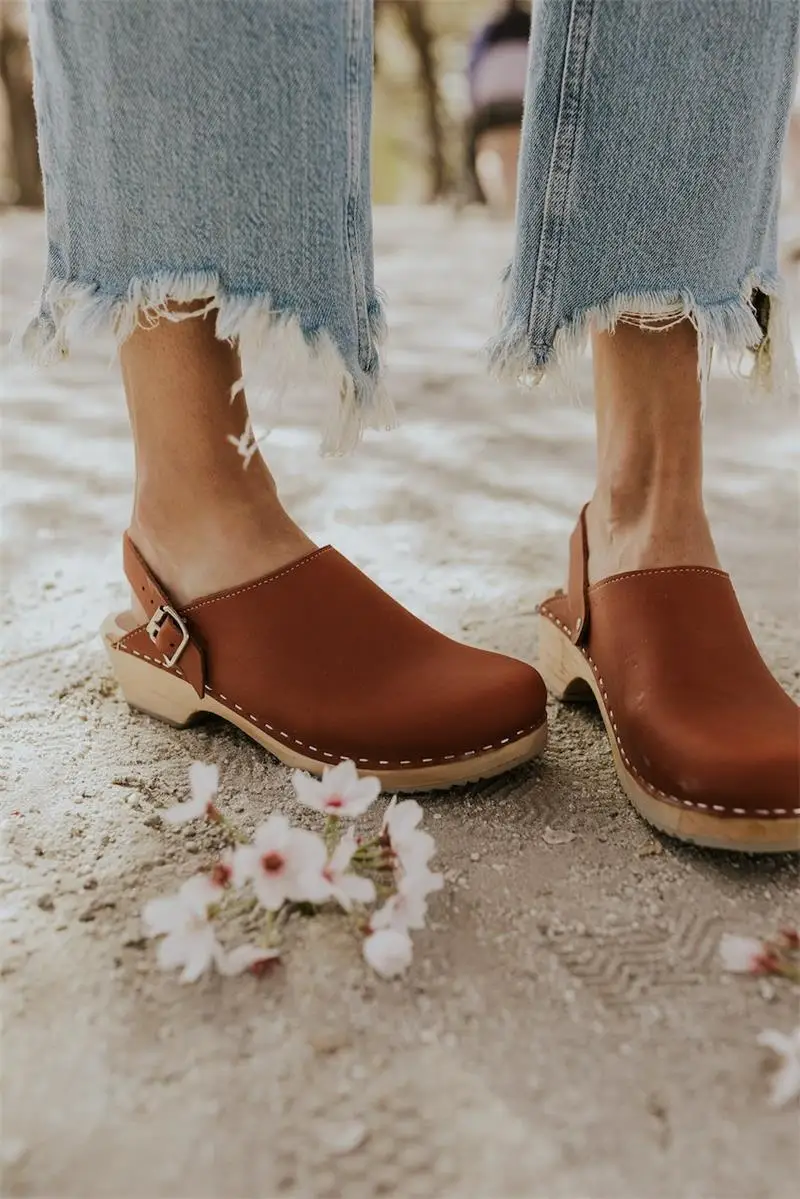 2021 New Retro Soft-soled Baotou Half Slippers Square-toed Soft-soled Mules Two-wear Women's Slippers Zapatos Para Mujer
2021 New Retro Soft-soled Baotou Half Slippers Square-toed Soft-soled Mules Two-wear Women's Slippers Zapatos Para Mujer