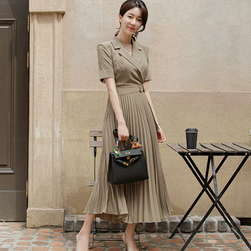 Women Vintage Pleated Midi Dress Summer Fashion Khaki Short-sleeve V-neck Office Boho Casual Beautiful Party Dresses Vestidos
Women Vintage Pleated Midi Dress Summer Fashion Khaki Short-sleeve V-neck Office Boho Casual Beautiful Party Dresses Vestidos